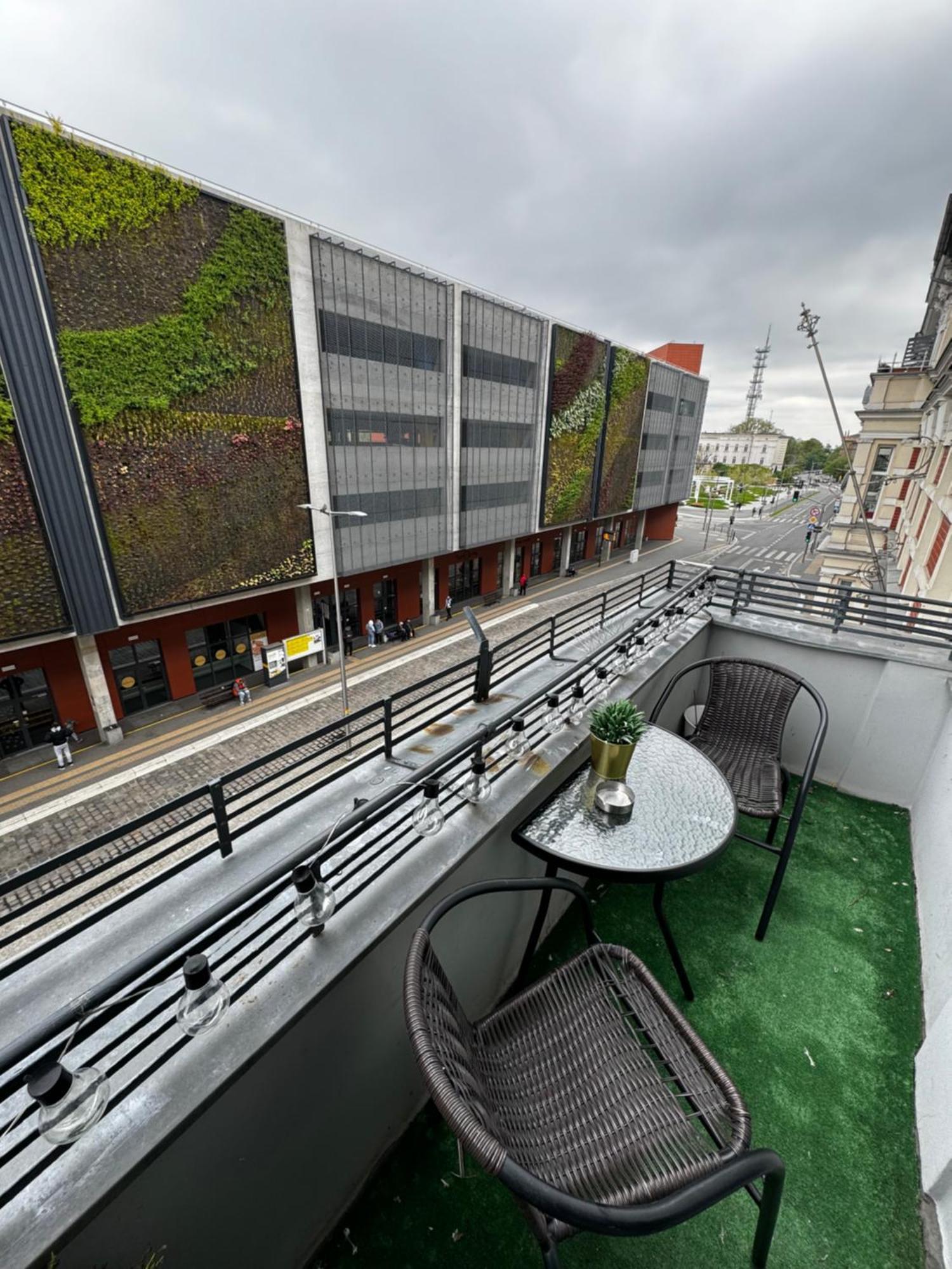 Apartament Flaming Z Balkonem - Scisle Centrum Naprzeciwko Pkp I Pks - Self Check In - Darmowy Parking - Pozne Wymeldowanie - Wystawiamy Fv Opole Exterior foto